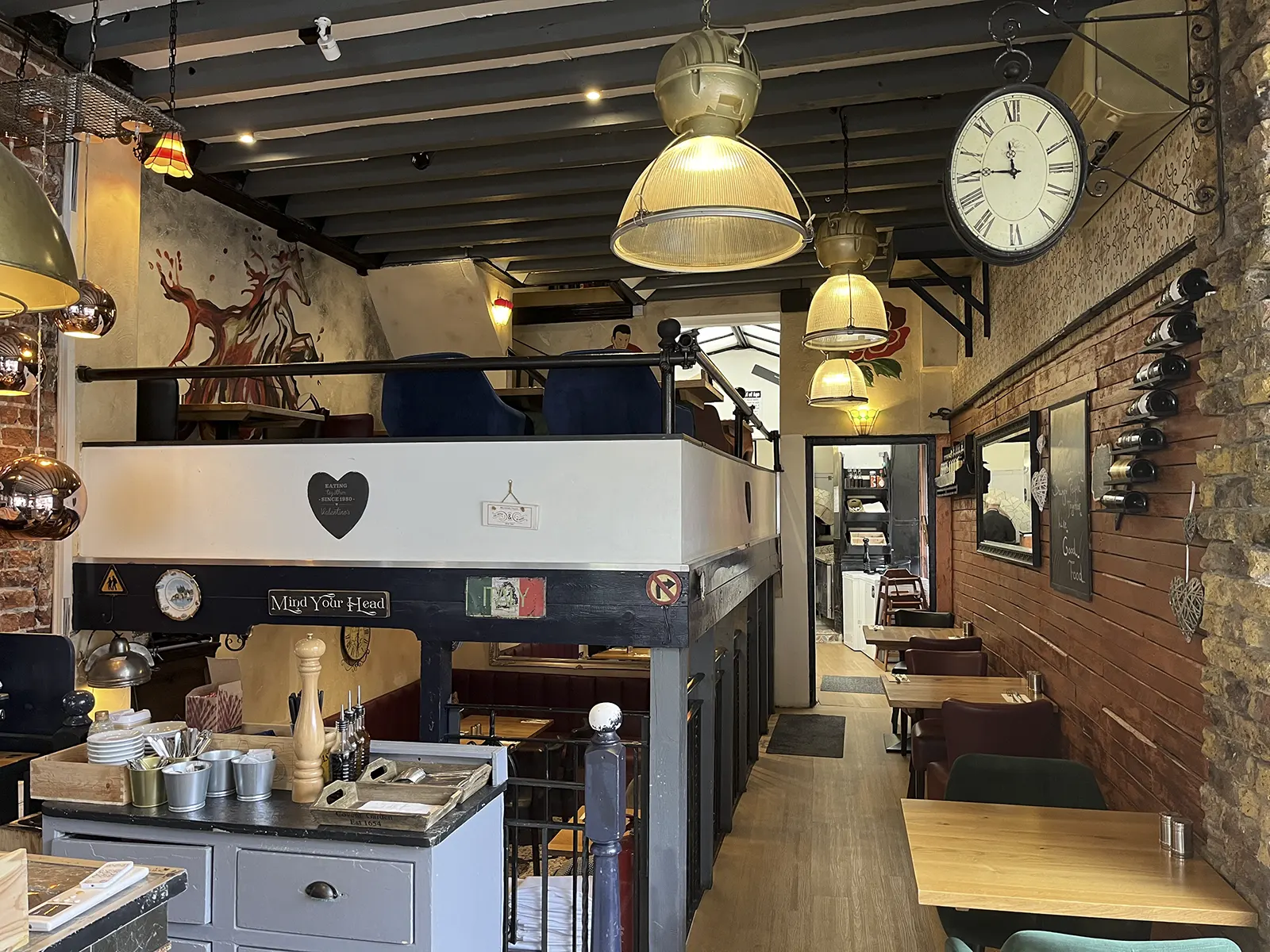 Bella Vita restaurant interior